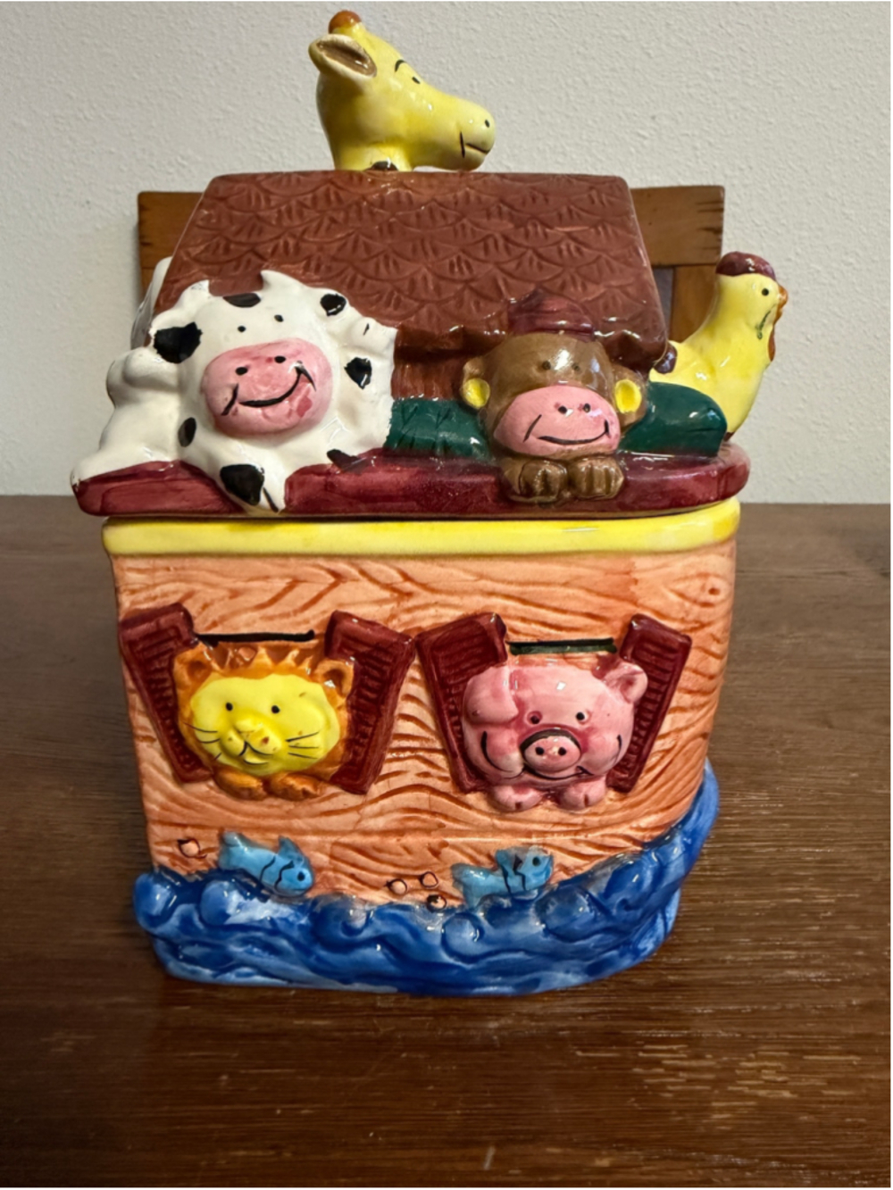 Vintage Express Productions Noah's Ark Ceramic Cookie Jar w/ Lid Animal Figural